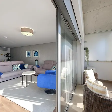 Daire Alto Nogueiras House